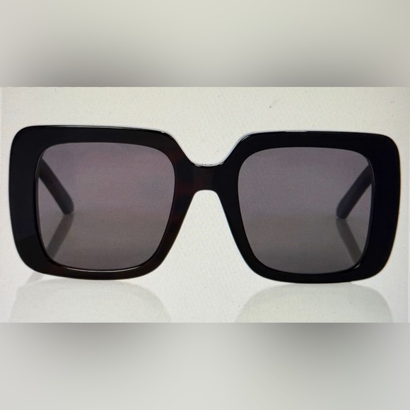 New Women’s CHRISTIAN DIOR Sunglasses - Picture 3 of 13